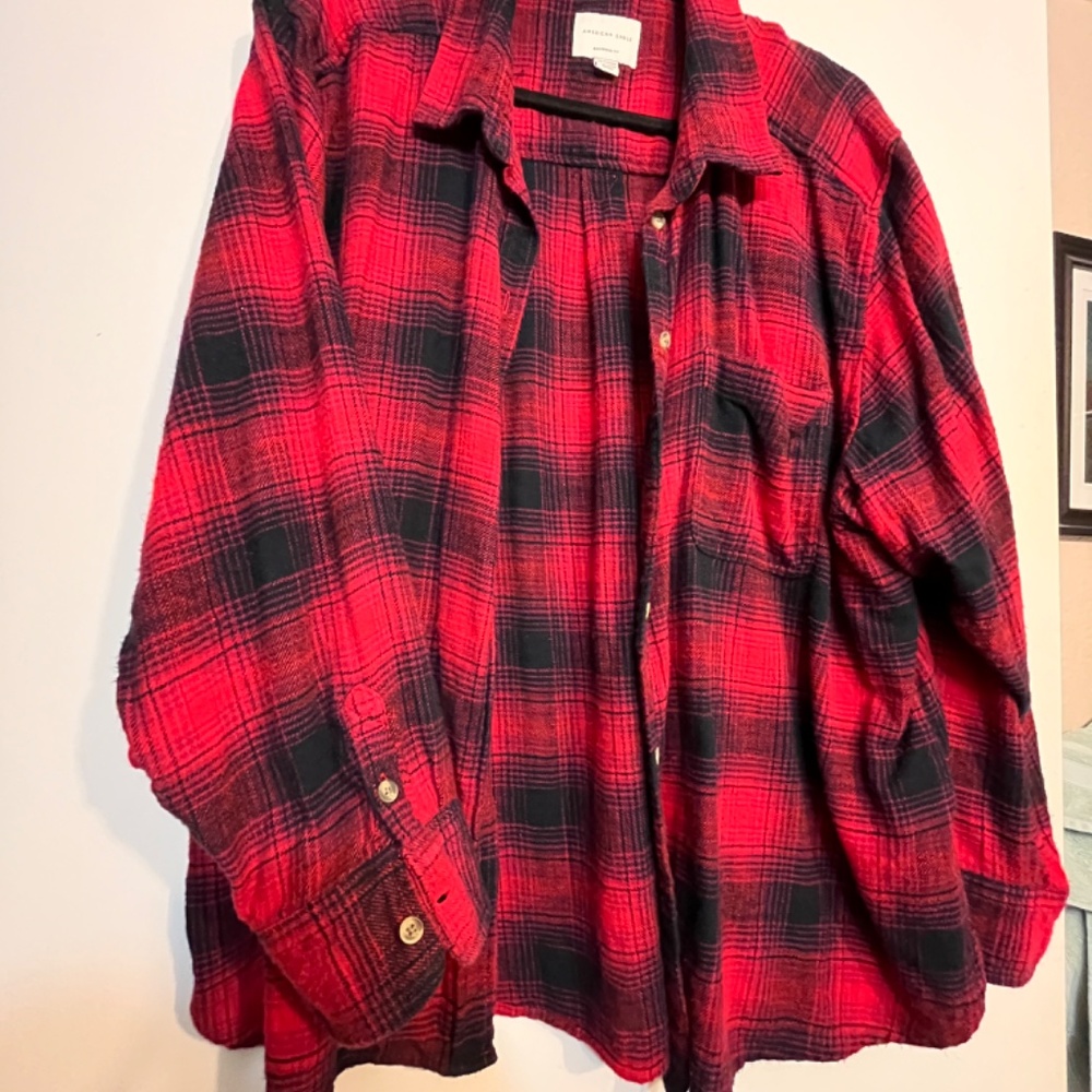 Red American Eagle Boyfriend Fit Button Down Flan… - image 5
